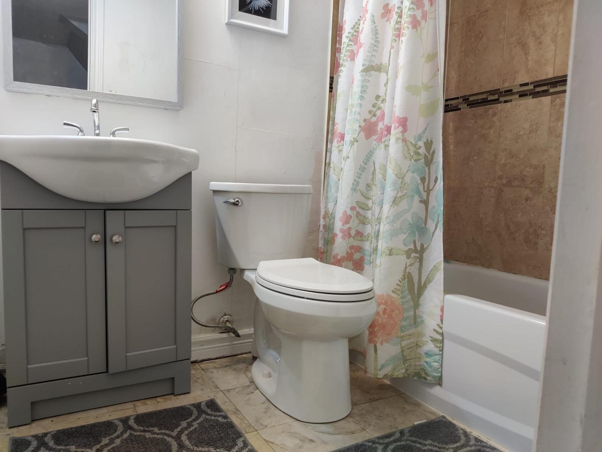 Spacious Mbr Near Kennedy Subway & Go Toronto Esterno foto