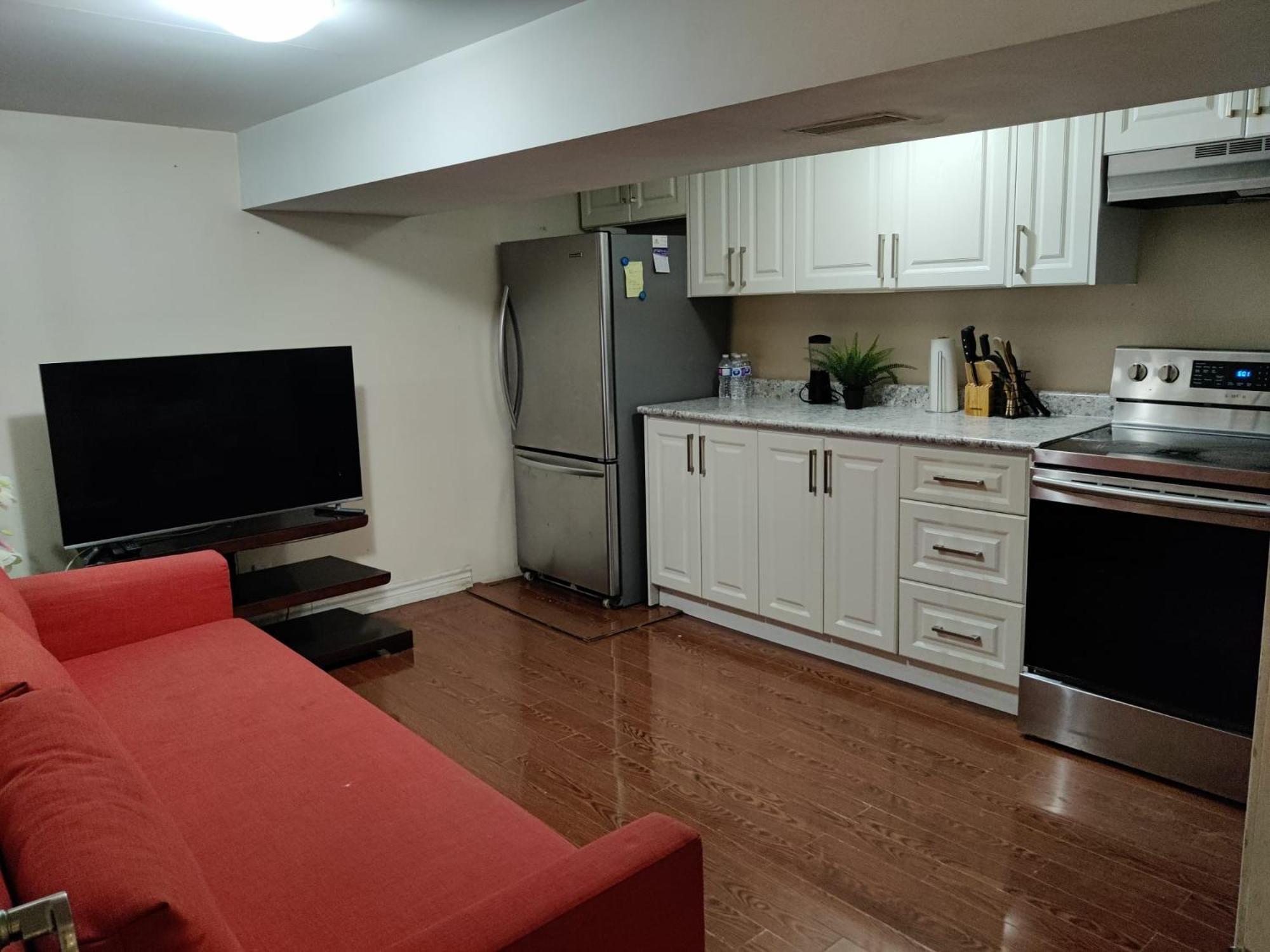 Spacious Mbr Near Kennedy Subway & Go Toronto Esterno foto