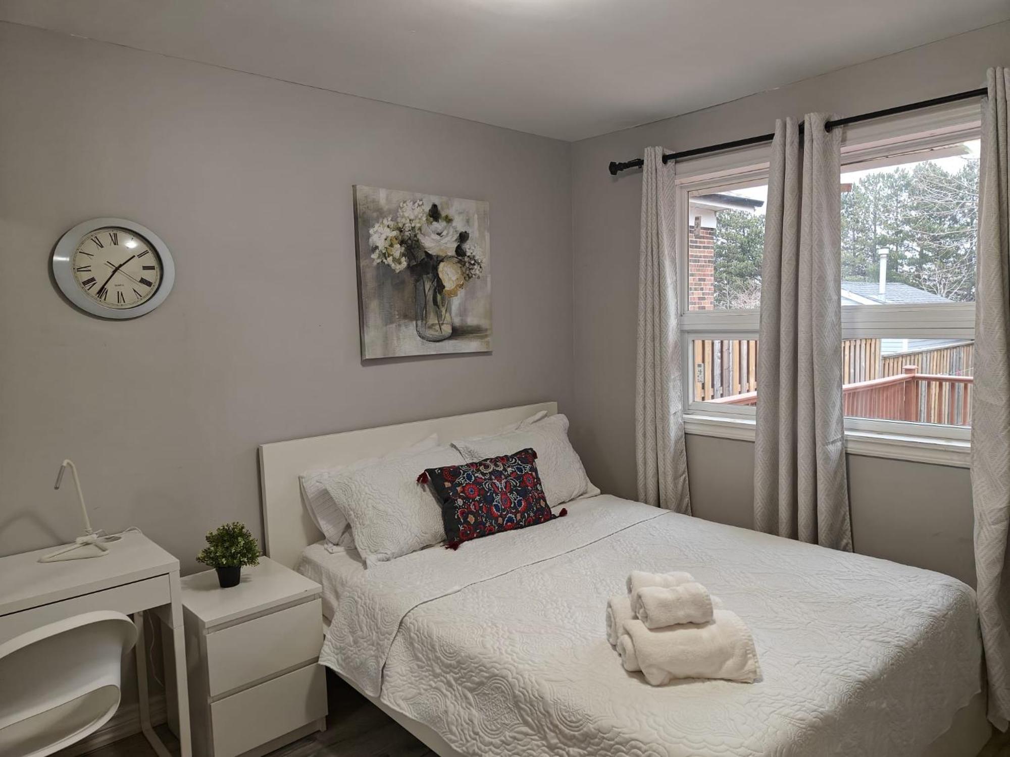 Spacious Mbr Near Kennedy Subway & Go Toronto Esterno foto